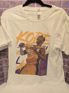 Kobe Bryant Mamba M&O Gold Vintage T-Shirt Size: Medium *Rare*
